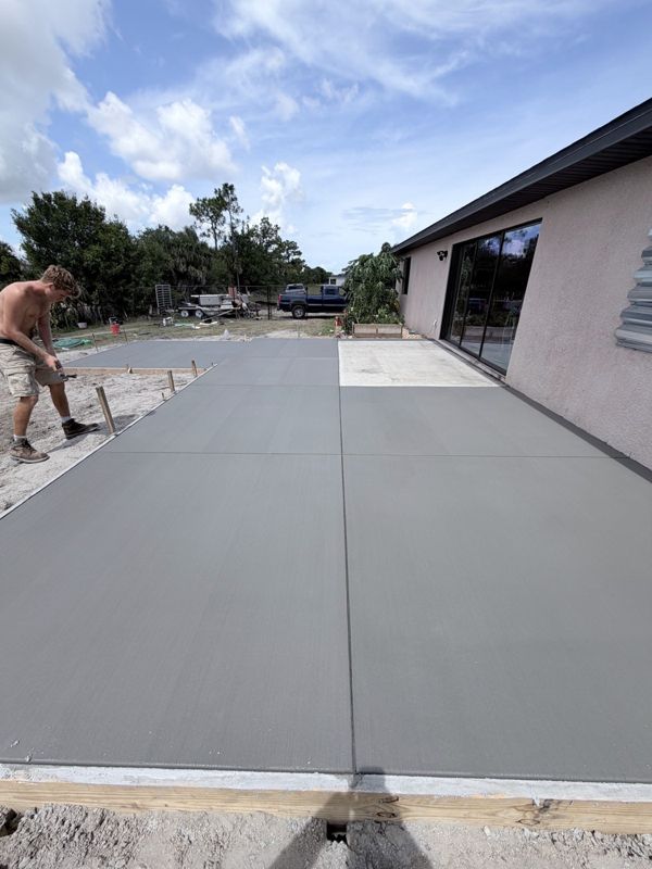Large backyard patio with control joints, Crete Concepts, Southwest Florida