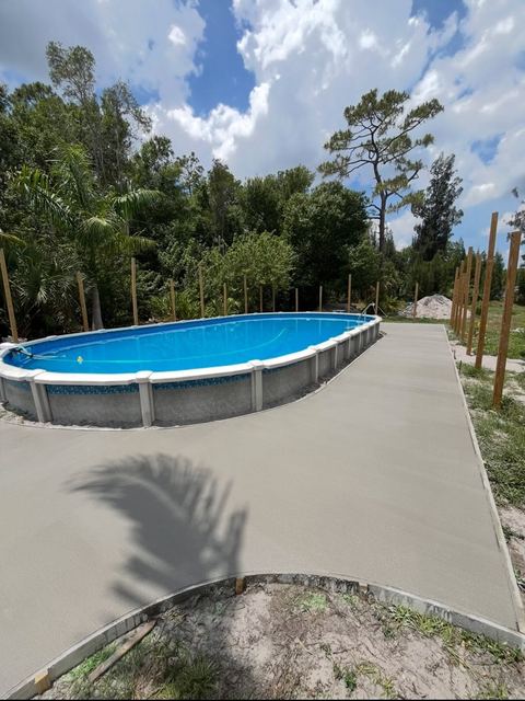 Broom-finish pool deck by Crete Concepts in Southwest Florida